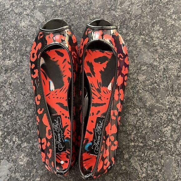 Iron Fist Dawn Raw Power Peeptoe ballerina flats in black with orange leopard - Picture 2 of 5